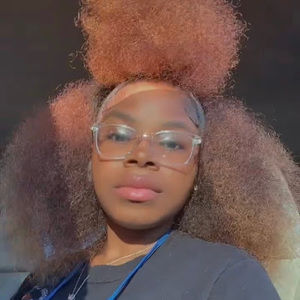 Meet your Posher, Jazmine
